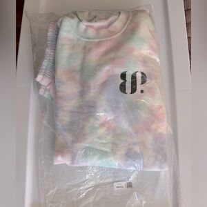 Exclusive! Bomb Party Sweat Set.